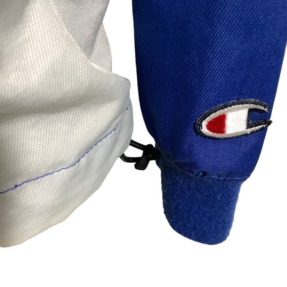 Champion Men’s Nylon Lined V-Neck Pullover Windbreaker Jacket - Picture 4 of 5